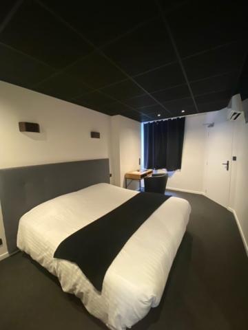 Hotel La Basilique Epinal Bagian luar foto