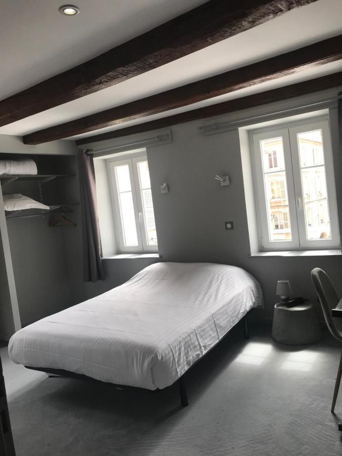Hotel La Basilique Epinal Bagian luar foto